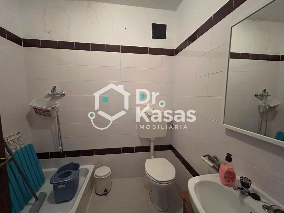 Apartamento T1 para Venda em Santo Antonio da Charneca Foto 20