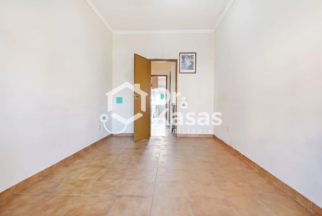 Apartamento T3 para Venda em Barreiro e Lavradio Foto 28