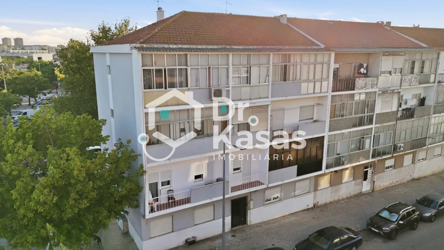 Apartamento T3 para Venda em Barreiro e Lavradio Foto 6