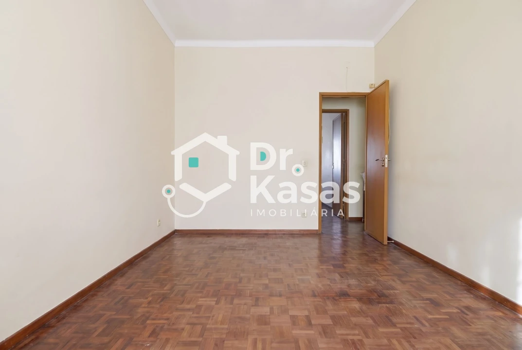 Apartamento T3 para Venda em Barreiro e Lavradio Foto 35