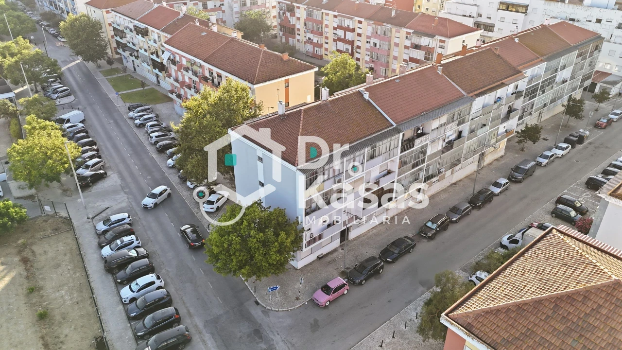 Apartamento T3 para Venda em Barreiro e Lavradio Foto 7