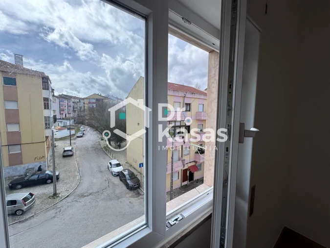 Apartamento T3 para Arrendamento em Alto do Seixalinho, Santo André e Verderena Foto 24