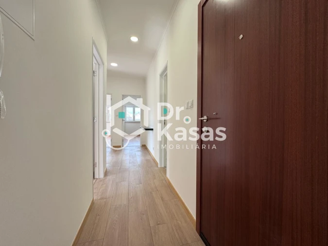 Apartamento T3 para Arrendamento em Alto do Seixalinho, Santo André e Verderena Foto 6