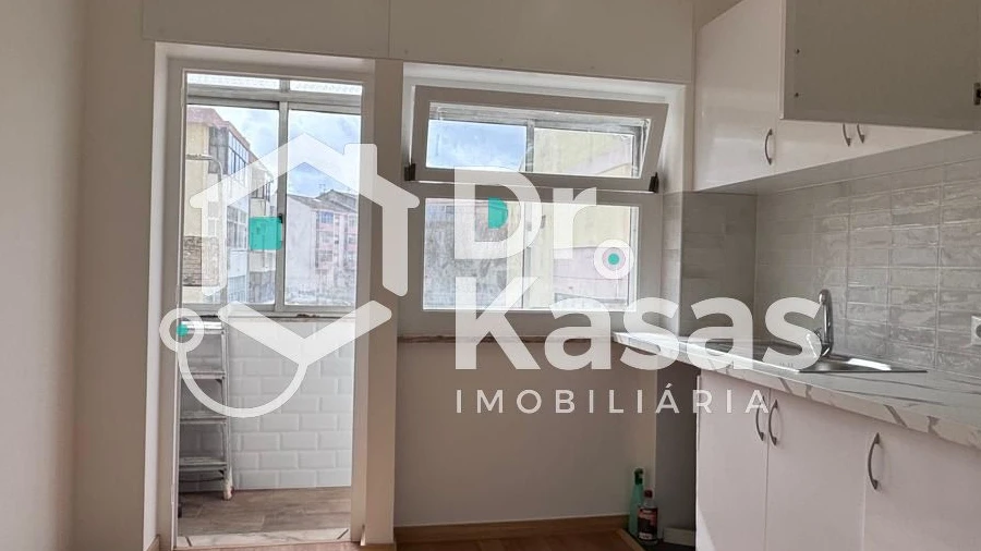 Apartamento T3 para Arrendamento em Alto do Seixalinho, Santo André e Verderena