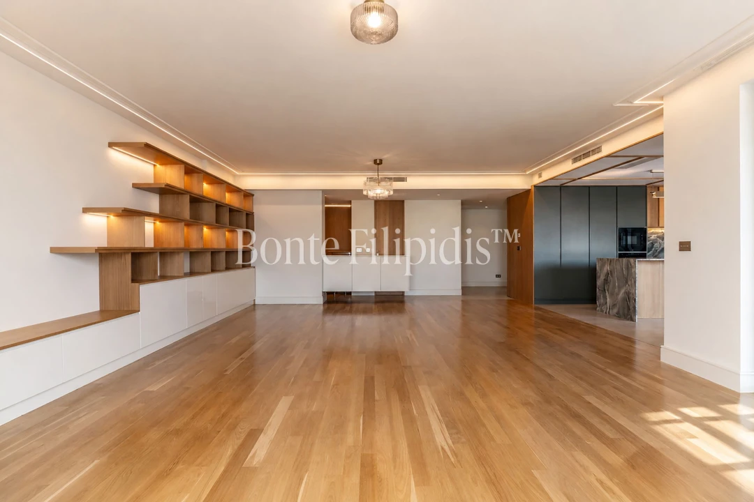 Apartamento T4 para Venda em Santo António Foto 6