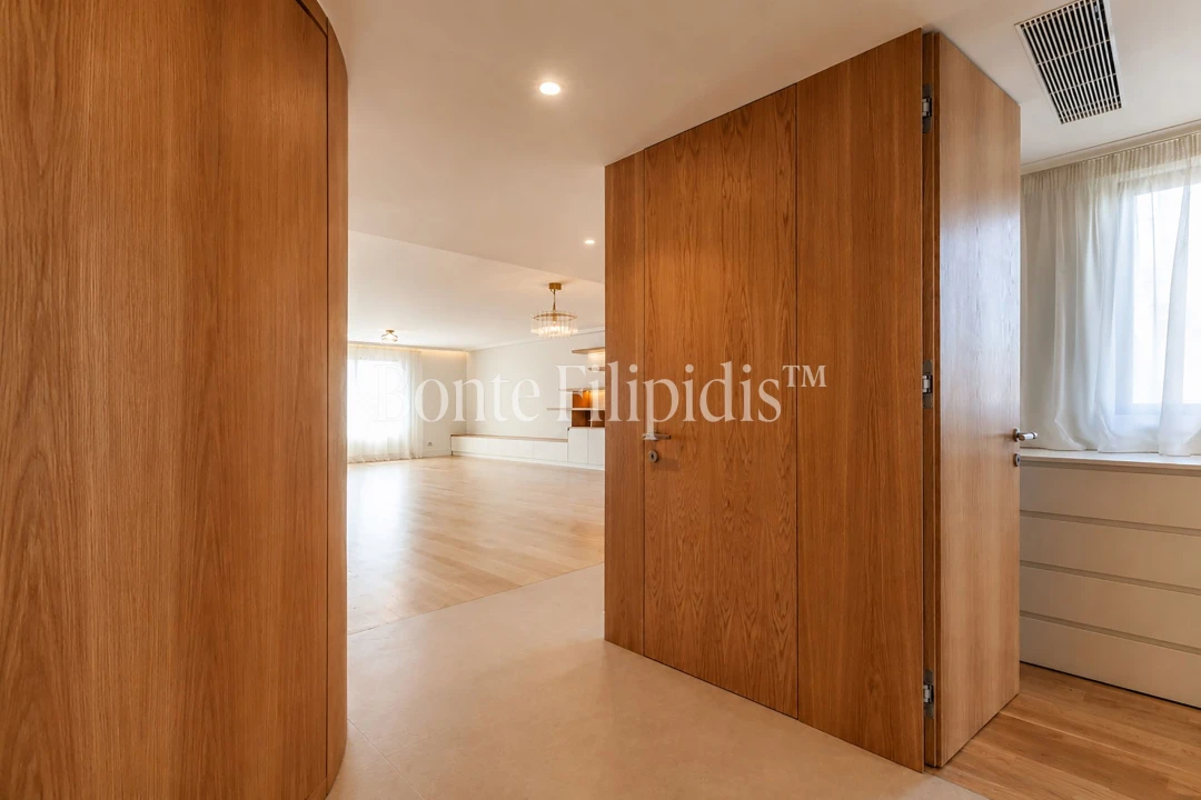 Apartamento T4 para Venda em Santo António Foto 2