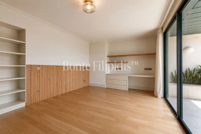 Apartamento T4 para Venda em Santo António