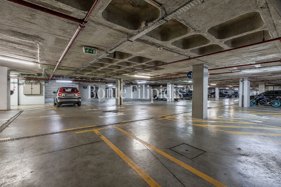 Apartamento T4 para Venda em Santo António Foto 56