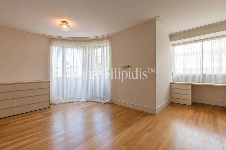 Apartamento T4 para Venda em Santo António Foto 33