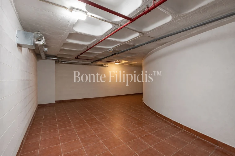 Apartamento T4 para Venda em Santo António Foto 58