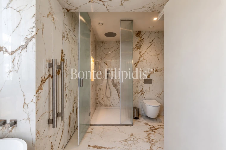 Apartamento T4 para Venda em Santo António Foto 22