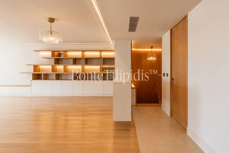 Apartamento T4 para Venda em Santo António Foto 17