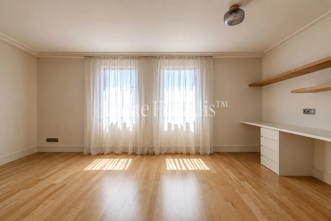 Apartamento T4 para Venda em Santo António Foto 40