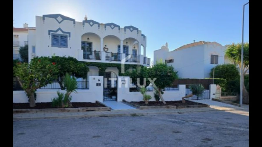 Moradia T4 para Venda em Tavira (Santa Maria e Santiago)