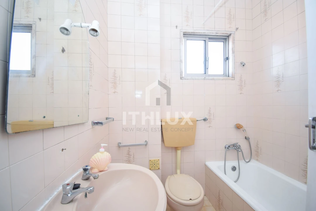 Apartamento T1 para Venda em Águas Livres Foto 19