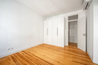 Apartamento T3 para Venda em Arroios