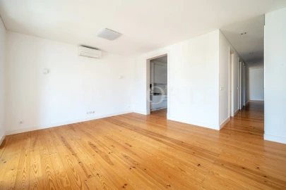 Apartamento T3 para Venda em Arroios