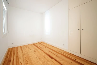 Apartamento T3 para Venda em Arroios
