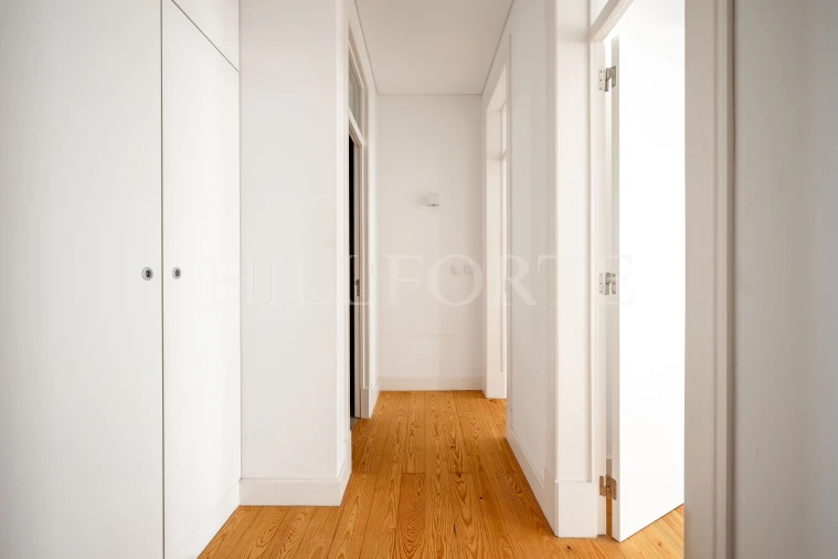 Apartamento T3 para Venda em Arroios Foto 14