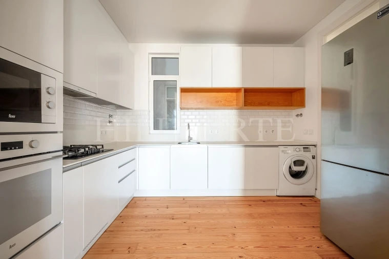 Apartamento T3 para Venda em Arroios Foto 5
