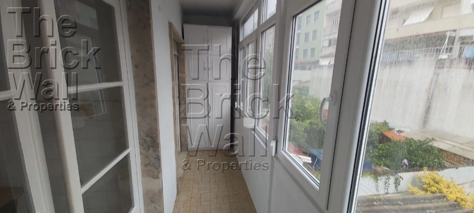 Apartamento T2 para Arrendamento em Benfica Foto 8