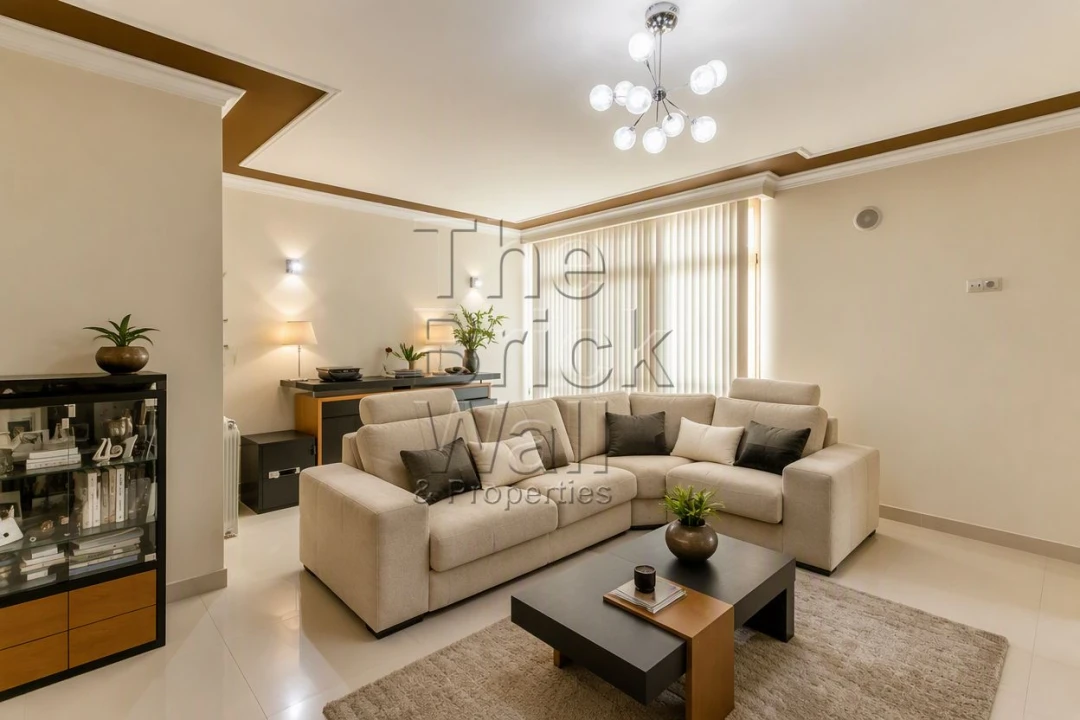Apartamento T3 para Venda em Vialonga Foto 1