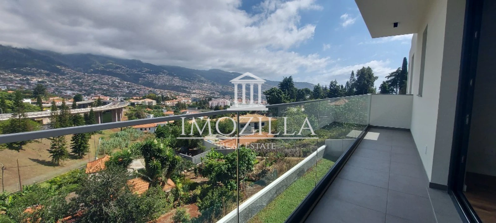 Apartamento T2 para Venda em São Martinho Foto 5