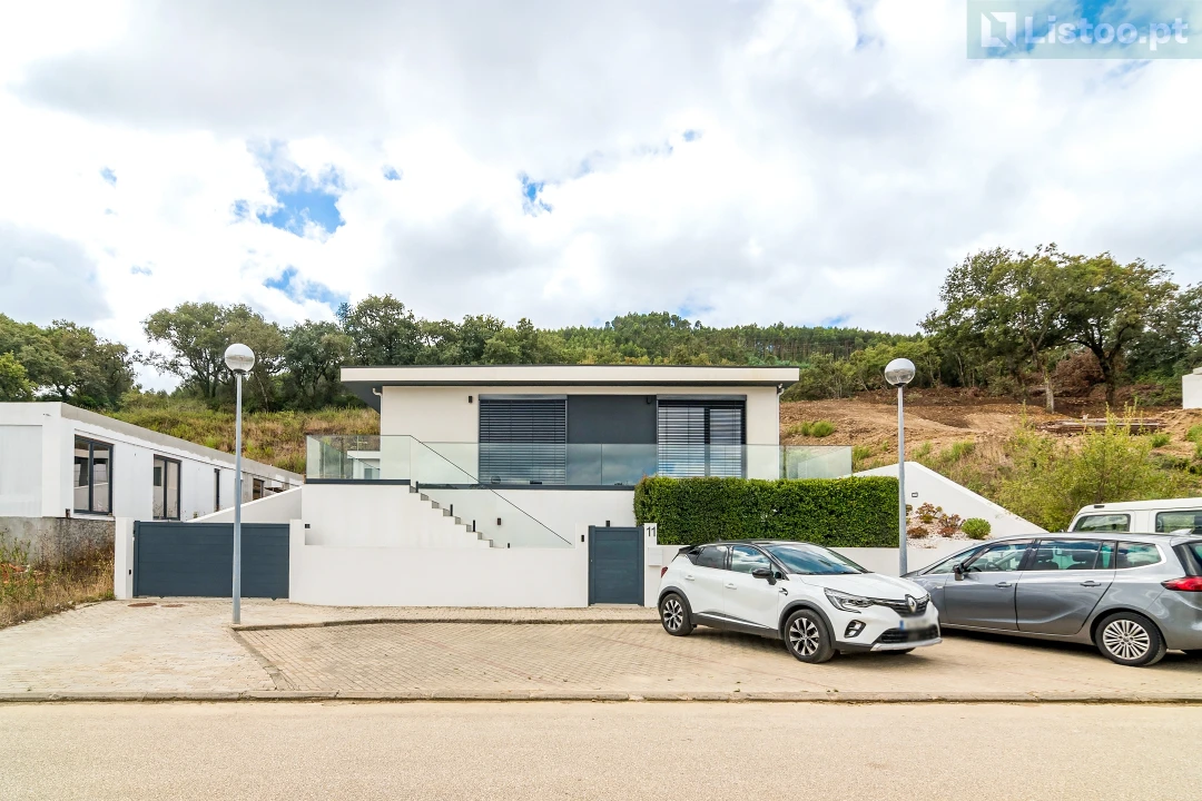 Moradia T3 para Venda em Malveira e São Miguel de Alcainça Foto 1