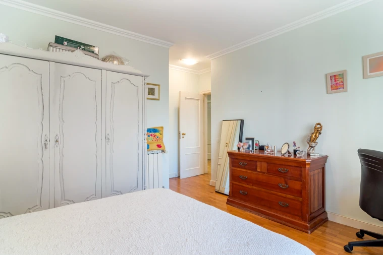 Apartamento T3 para Venda em São Domingos de Benfica Foto 17