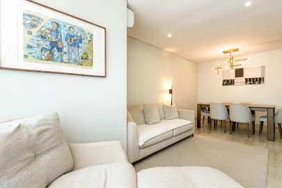 Apartamento T2 para Venda em Campolide