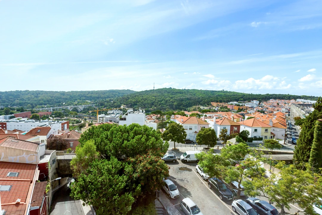 Apartamento T2 para Venda em Campolide Foto 22