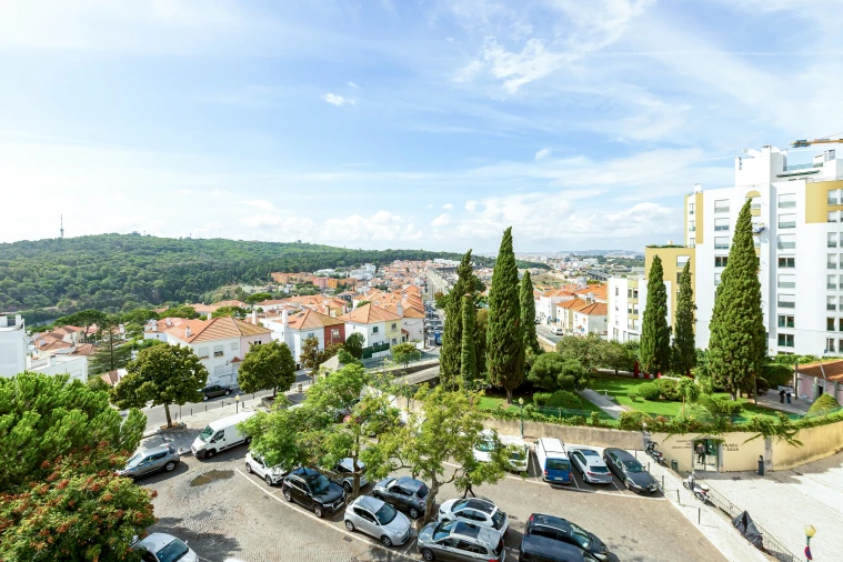 Apartamento T2 para Venda em Campolide Foto 20
