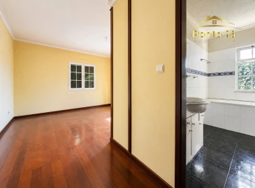 Moradia T3 para Venda em Canhas