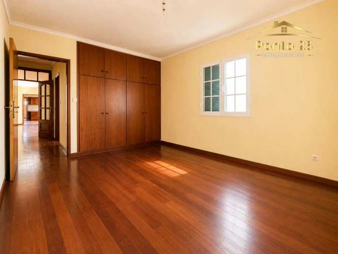 Moradia T3 para Venda em Canhas Foto 11