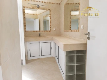 Apartamento T2 para Venda em Funchal (Santa Maria Maior)