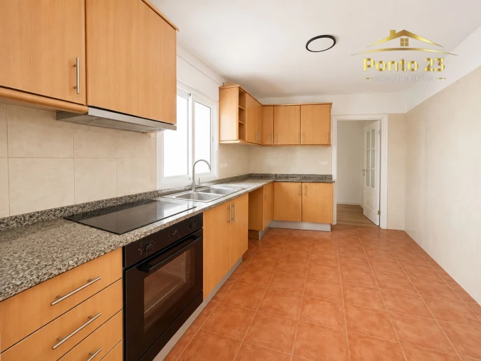 Apartamento T2 para Venda em Funchal (Santa Maria Maior) Foto 4