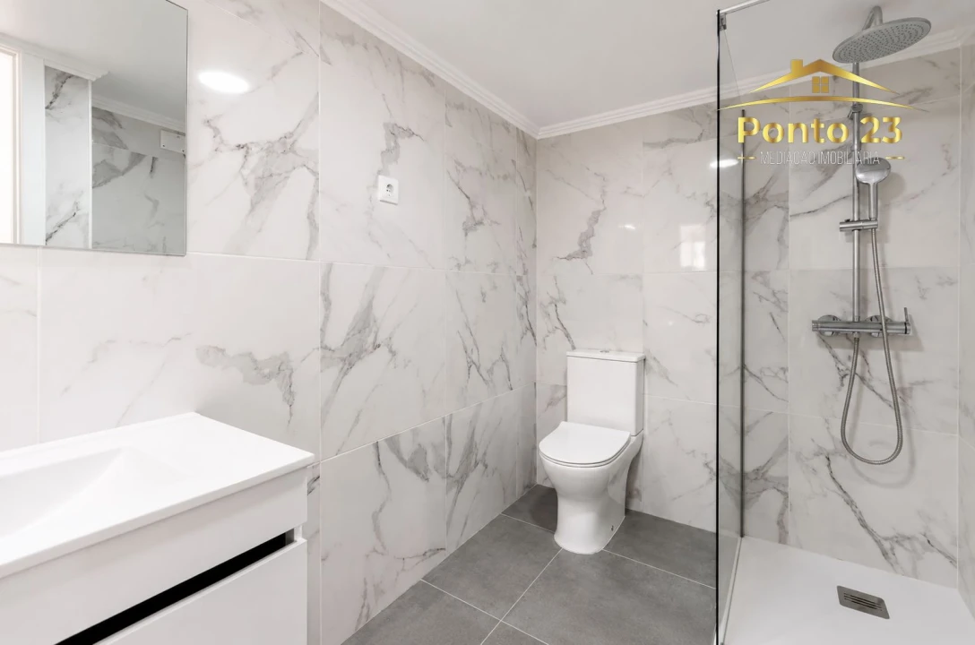 Apartamento T2 para Venda em Funchal (São Pedro) Foto 11