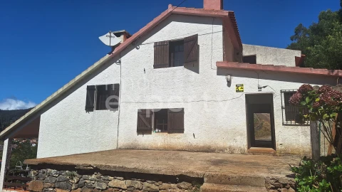 Moradia T2 para Venda em Camacha
