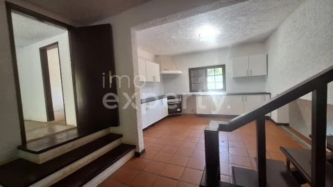 Moradia T2 para Venda em Camacha