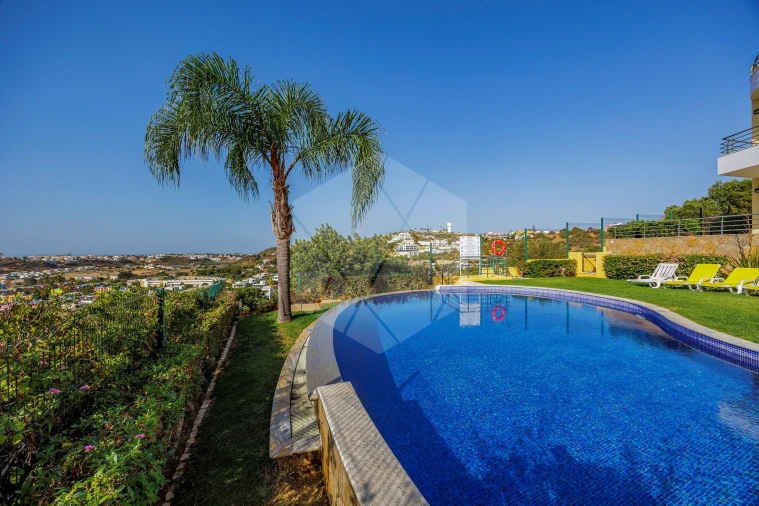 Moradia T3 para Venda em Albufeira e Olhos de Água Foto 32