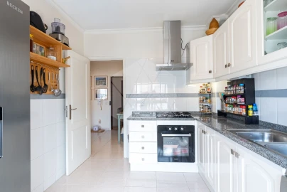 Apartamento T3 para Venda em Lagoa e Carvoeiro