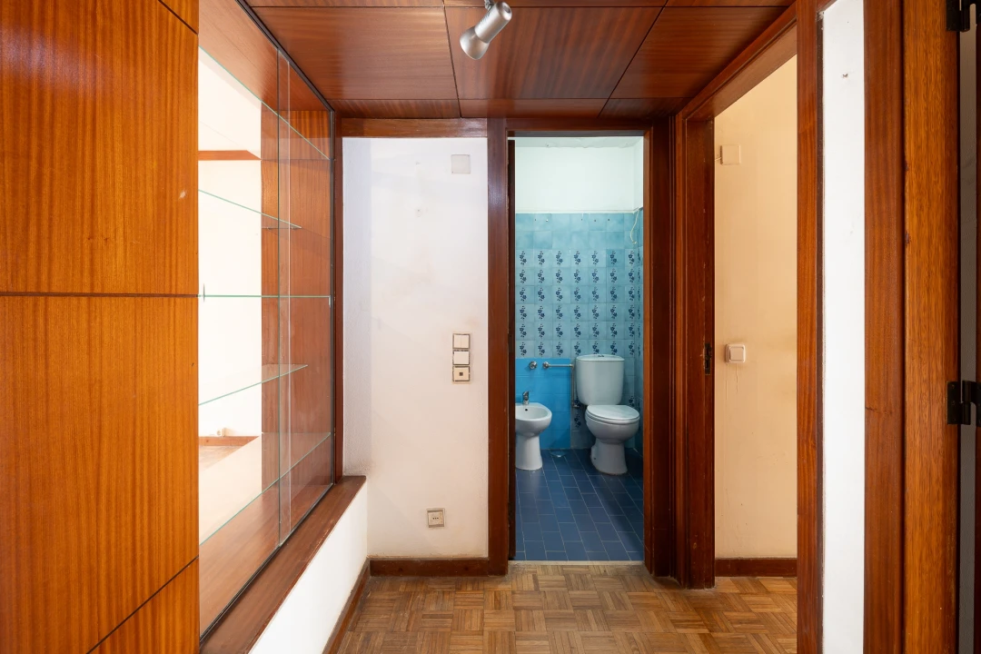 Apartamento T2 para Venda em Areeiro Foto 17