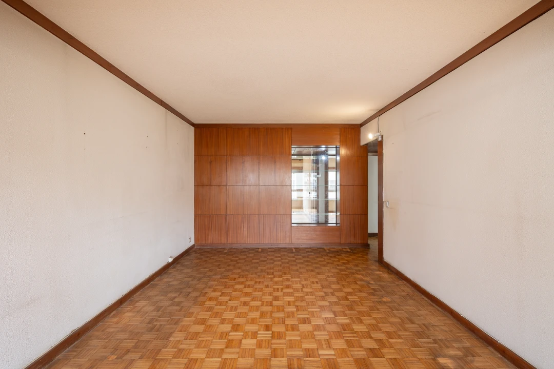 Apartamento T2 para Venda em Areeiro Foto 14