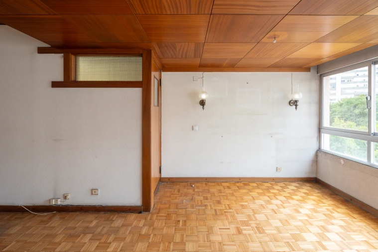 Apartamento T2 para Venda em Areeiro Foto 10