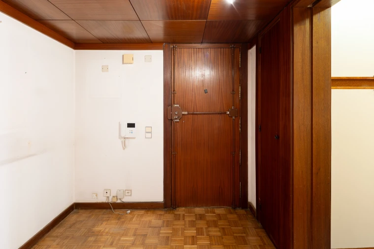 Apartamento T2 para Venda em Areeiro Foto 24