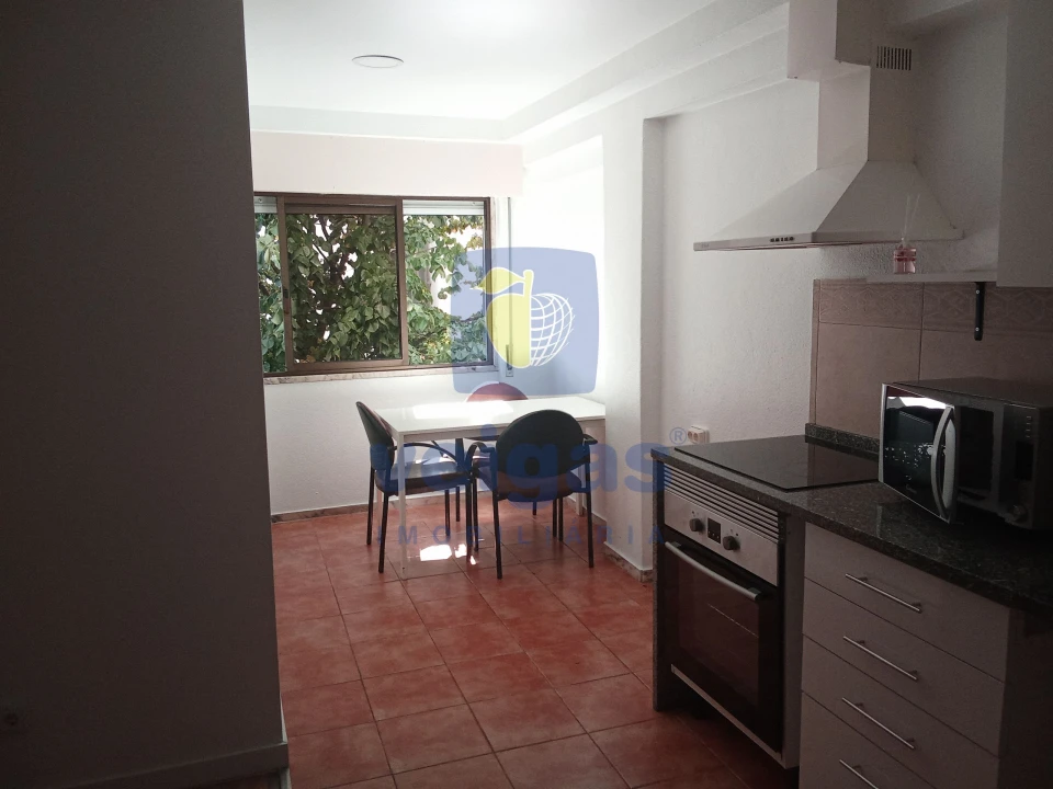 Apartamento T1 para Venda em Cacém e São Marcos Foto 9
