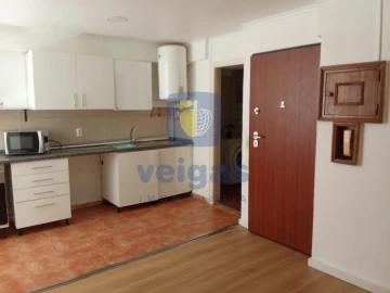 Apartamento T1 para Venda em Cacém e São Marcos
