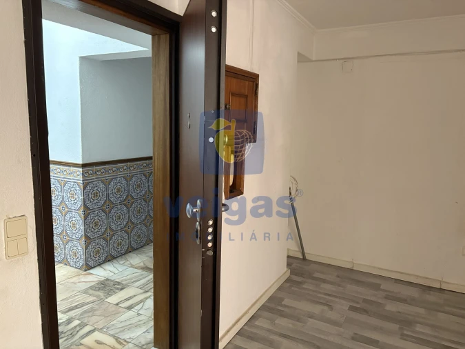Apartamento T1 para Venda em Cacém e São Marcos Foto 7