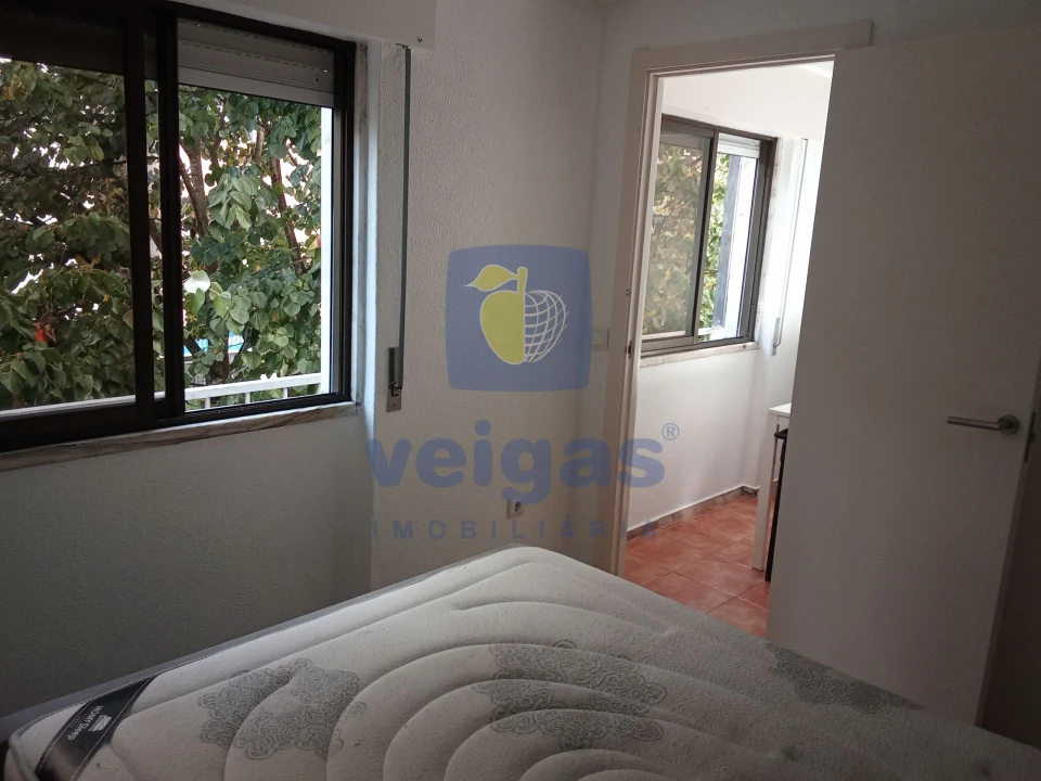 Apartamento T1 para Venda em Cacém e São Marcos Foto 2