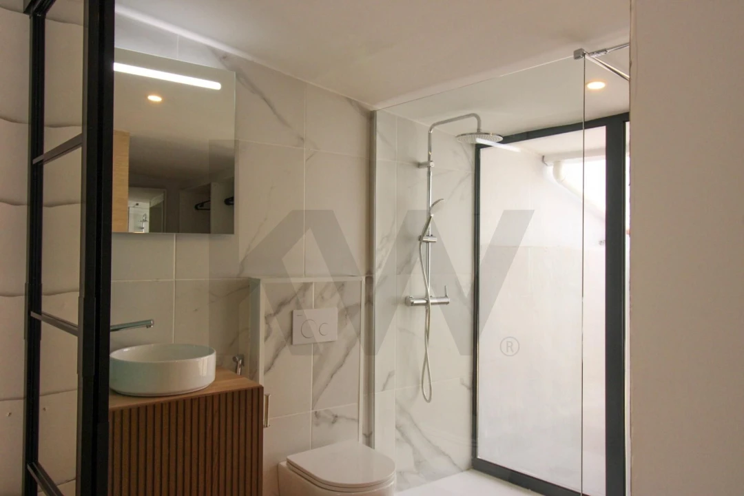 Apartamento T1 para Venda em Portimão Foto 76